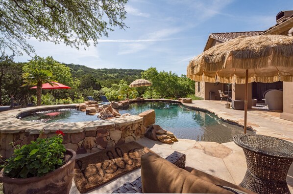 Outdoor pool, a heated pool - Lux Retreat 3600SqFt on 11Acres, Pool, 5min to Lake Travis,Theatre room, wet bar (Leander)