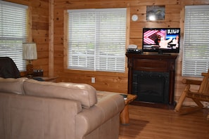 TV, fireplace, DVD player