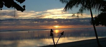 Aroa Beachfront House - Wifi Hotspot