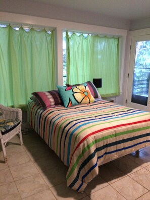 7 bedrooms, free WiFi, bed sheets, wheelchair access - Private Lodge. 1.3 acres. Spacious rooms. Gorgeous ocean view. Mountains. Come! (Yachats)