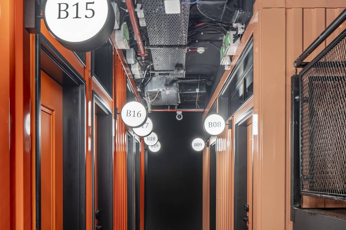 Single Capsule Room | Desk, blackout drapes, free WiFi, bed sheets