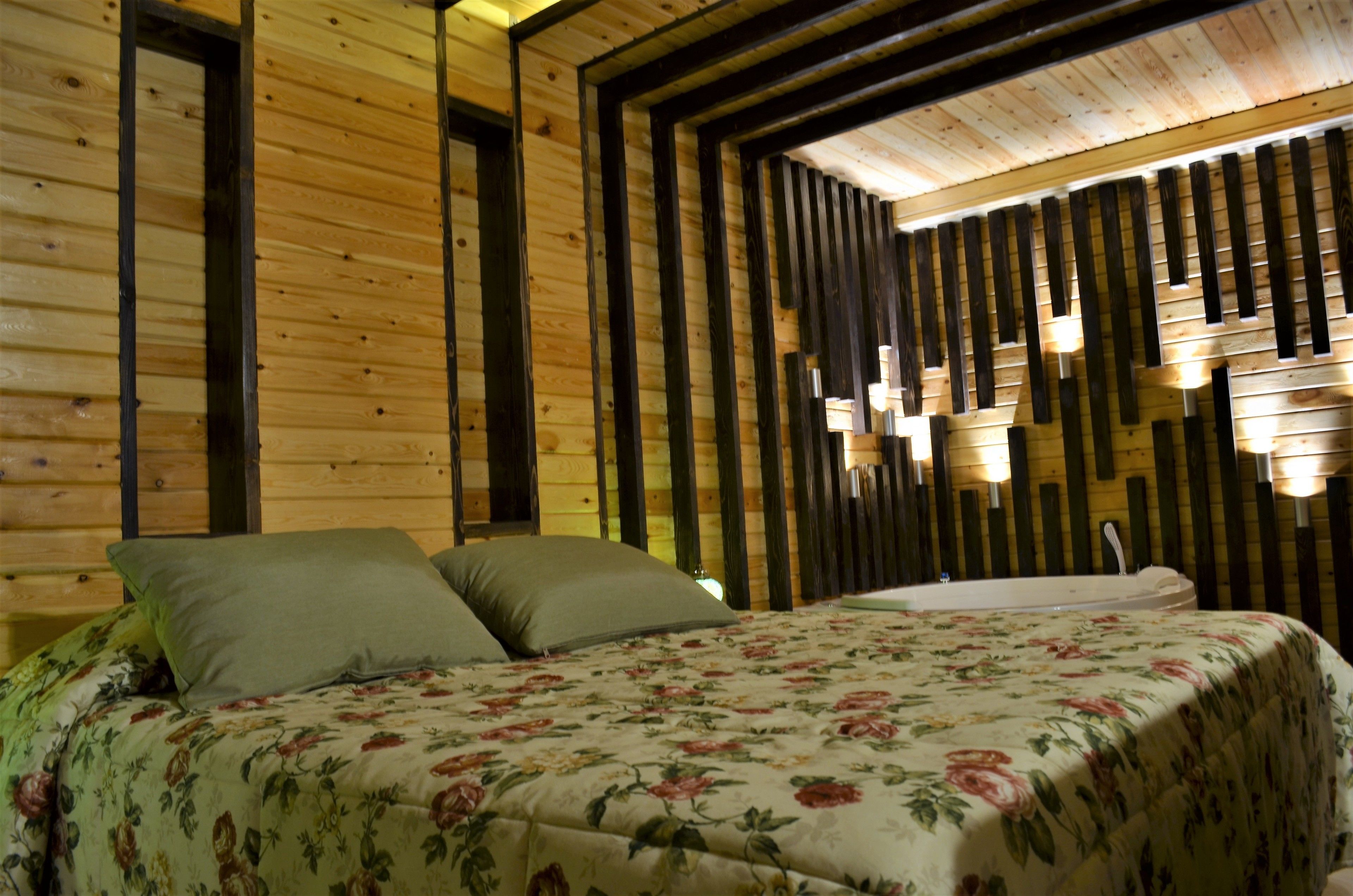 ห้องรอยัลสวีท | ตู้นิรภัยในห้องพัก, ผ้าม่านกันแสง, ห้องเก็บเสียง, Wi-Fi ฟรี