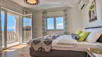 3 chambres, fer et planche Ă  repasser, Wi-Fi, draps fournis