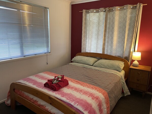 3 bedrooms, free WiFi, bed sheets