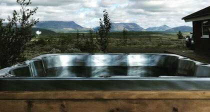 Hilltop Cabin Hekla - Golden circle, mountain view