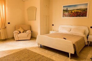 2 sovrum, strykjärn/strykbräda, wi-fi och sängkläder