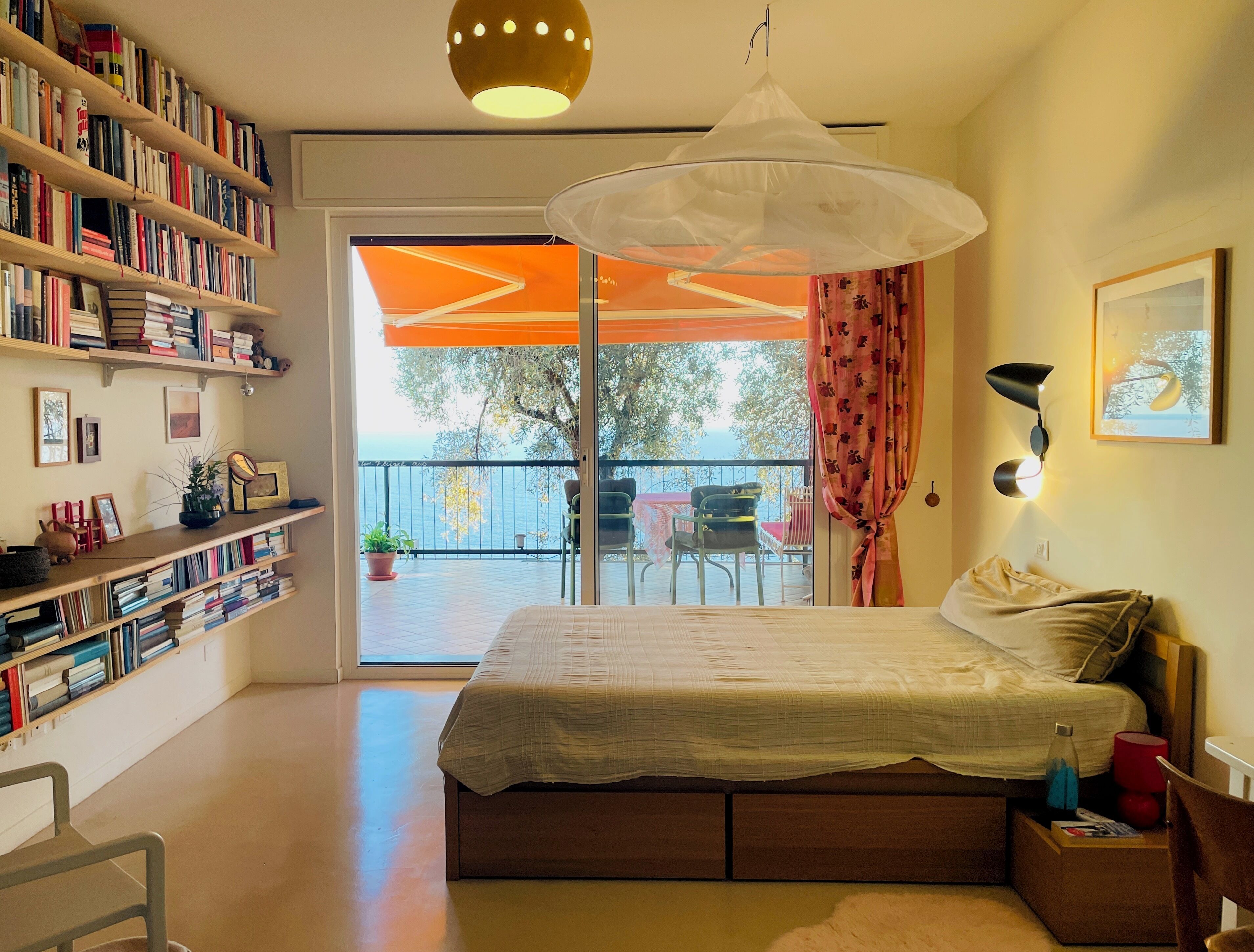 1 chambre, bureau, fer et planche à repasser, Wi-Fi gratuit