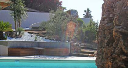 Villa panoramic sea view/heated pool/tennis