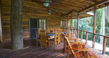 Casa Santa Maria - Jungle River Retreat, Off-The-Grid, Seclude Get Away.