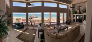 Smart-tv, eldstad, tv-spel och dvd-spelare