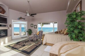 3 soveværelser, skrivebord, strygejern/strygebræt, weekendseng