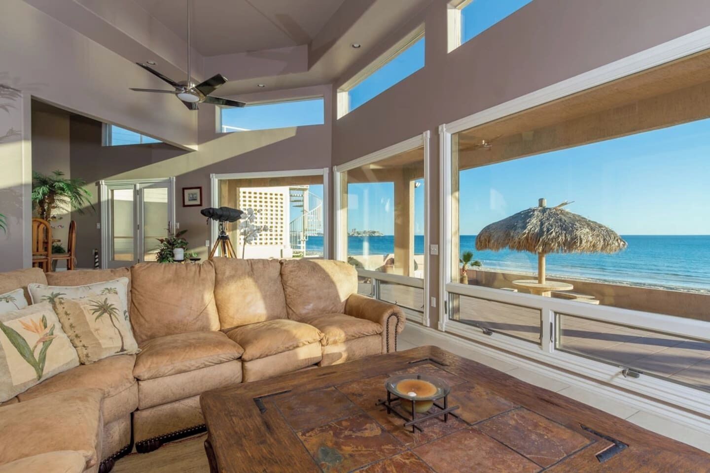 智能电视、壁炉