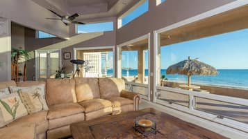 智能电视、壁炉