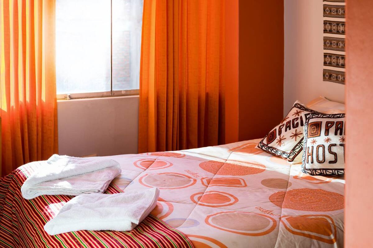 Free WiFi, bed sheets