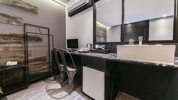 Standard Double Room | Room amenity
