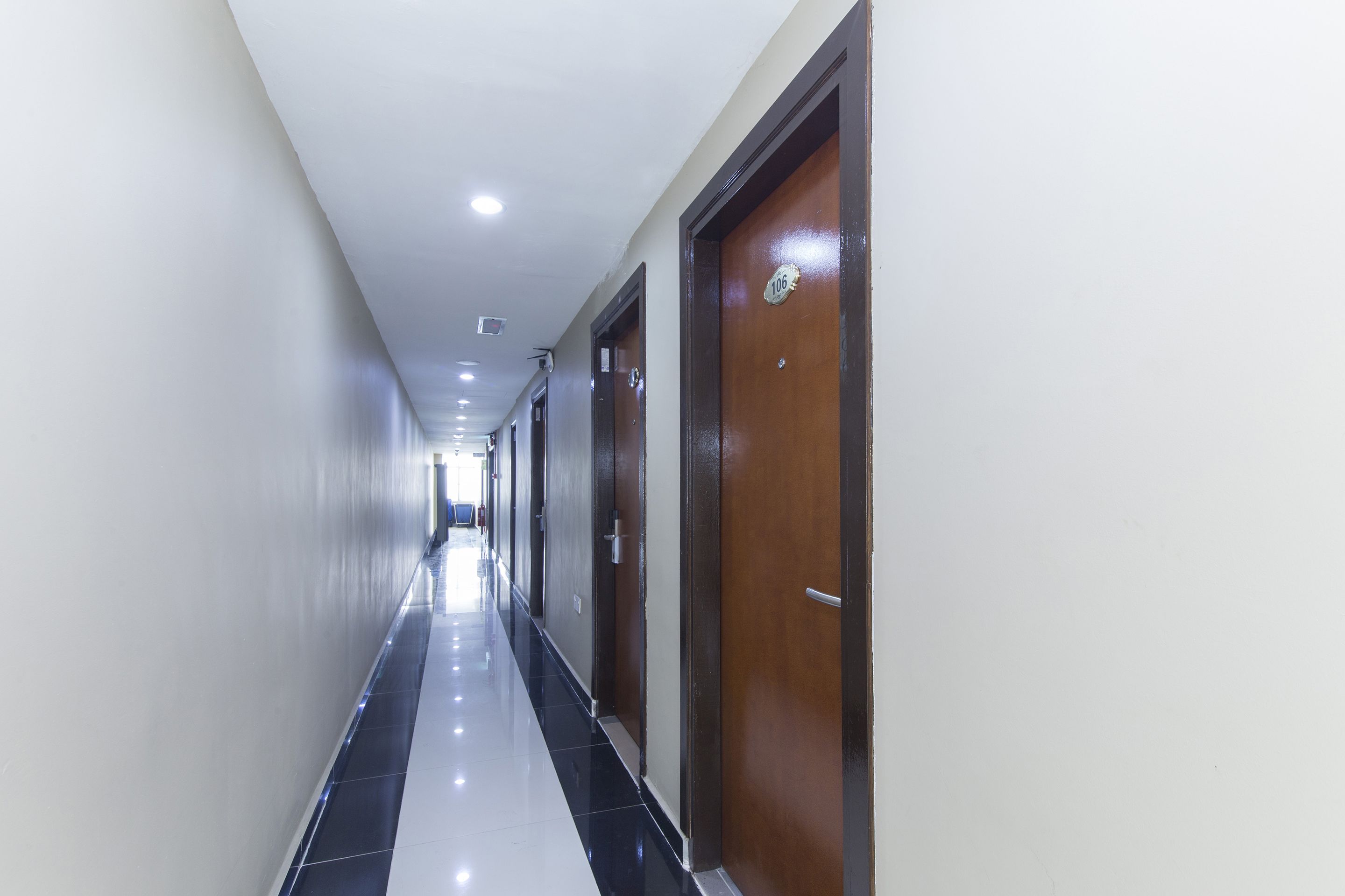 Photo - Hotel Raja Bot