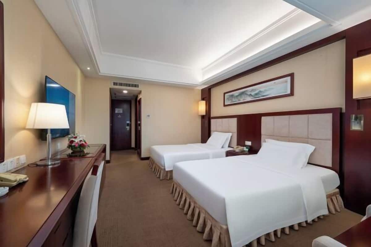 Minibar, in-room safe, desk, blackout curtains
