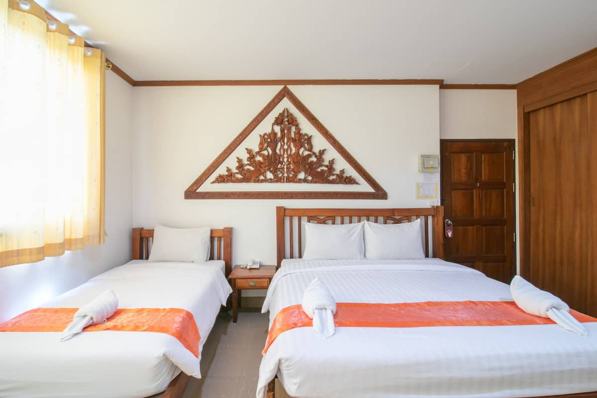 Free WiFi, bed sheets