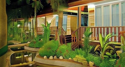 Baan Nam Pen Resort