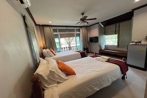 Chambre avec lits jumeaux | Minibar, bureau, lits pliants/supplémentaires, Wi-Fi gratuit