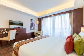 Mountain View Double Room with Bathtub | 1 bedroom, minibar, in-room safe, desk - Mountain Glory Forest Resort and Spa, Pokhara (Pokhara)