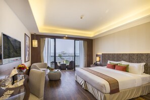 Suite | 1 soverom, minibar, safe på rommet og skrivebord