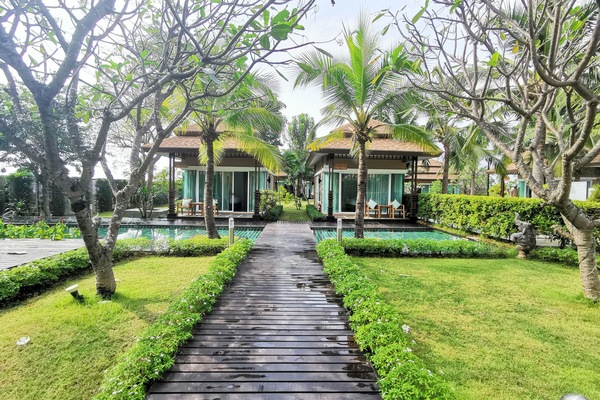 Deluxe Pool View Villa | Peti besi dalam bilik, langsir/tirai gelap terus, kalis bunyi