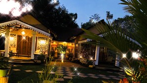 Front of property - Plumeria Luxury Villas (Udawalawa)
