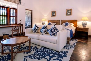 Superior Twin Room, 2 Single Beds, Non Smoking, Courtyard View