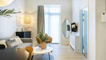 B - Two bedroom | Oppholdsområde | Smart-TV og Netflix
