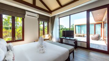 Grand Pool Villa | 1 間臥室、免費迷你吧、客房內保險箱、書桌