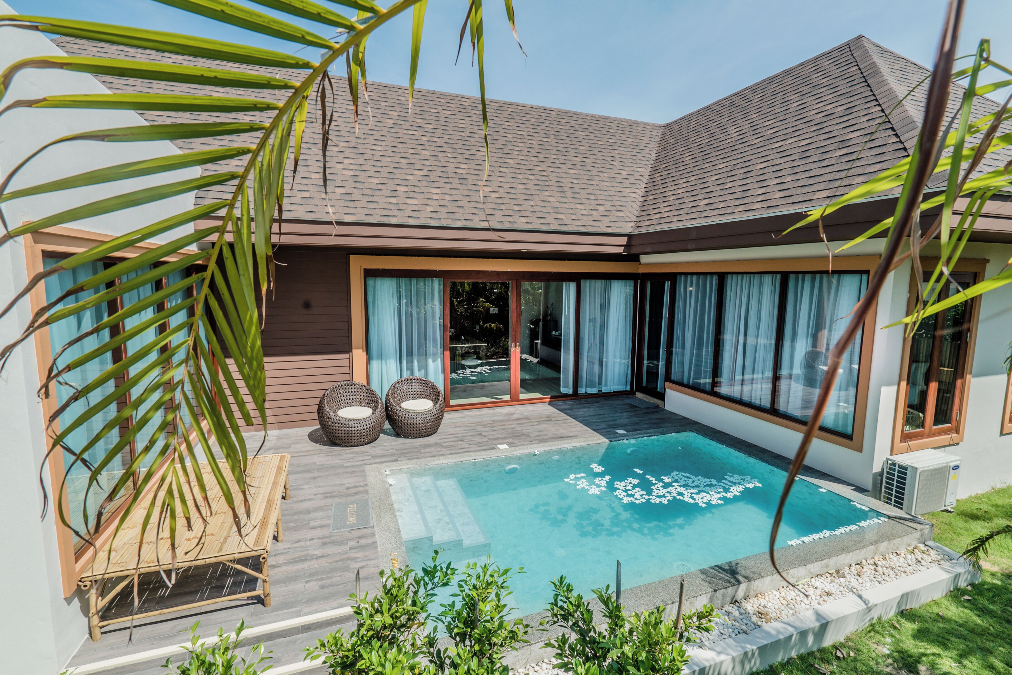 Grand Pool Villa | Terrace/patio