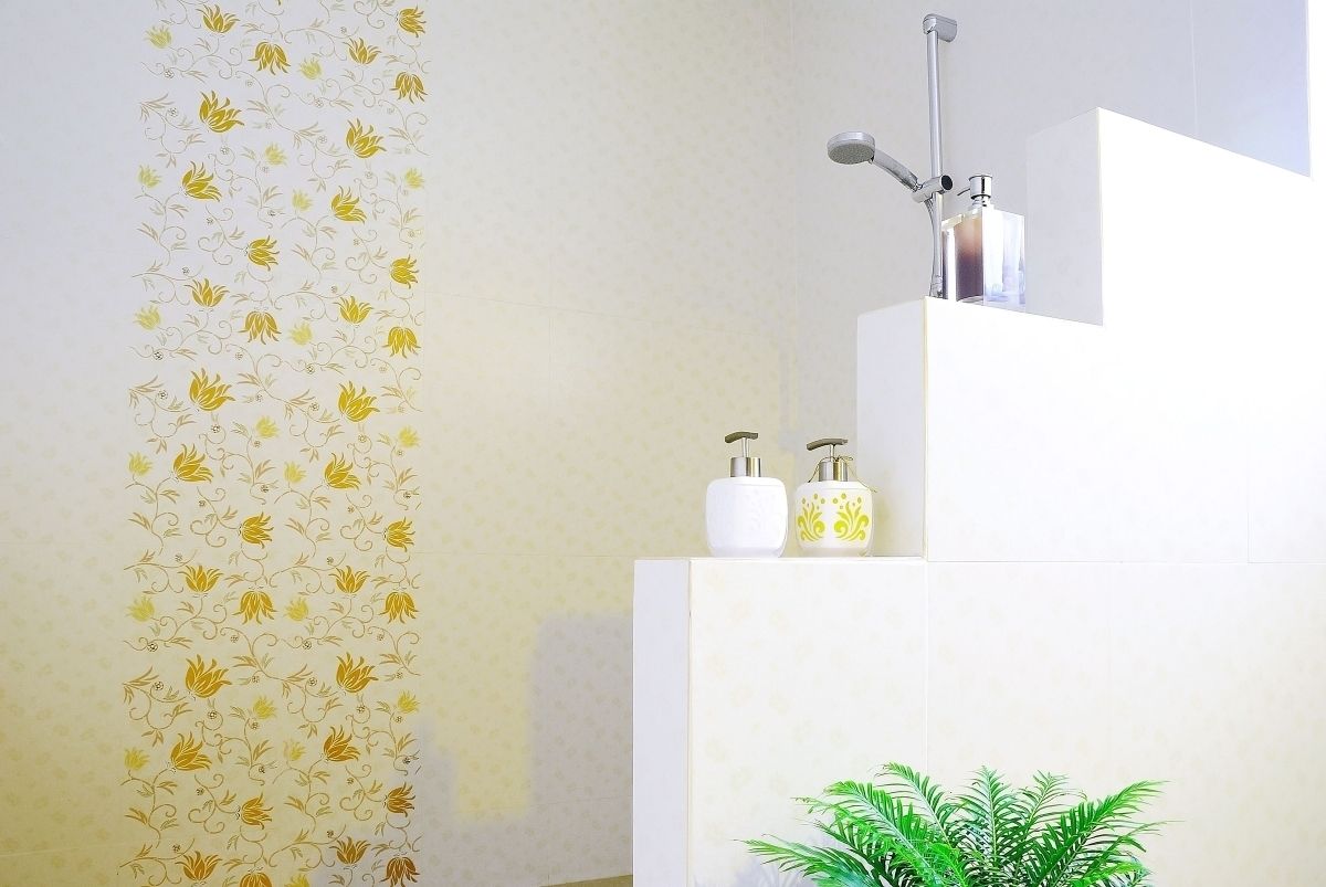 deluxe twin room | bathroom | shower, free toiletries, hair dryer, bathrobes