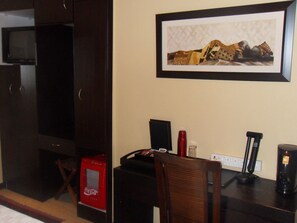 Televisión de pantalla plana, reproductor de DVD