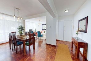 Classic Apartment, 2 Bedrooms, Non Smoking | Living room - Houghton Place Sea Point (Cape Town)
