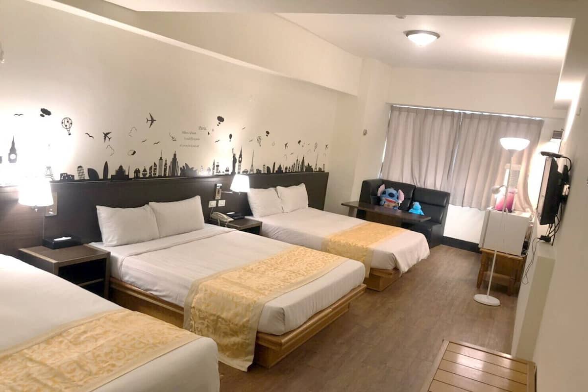 Insonorización, wifi gratis y ropa de cama