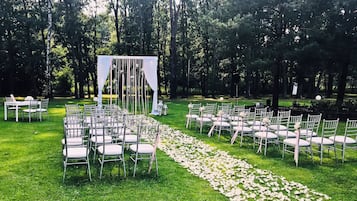 Espace mariage en plein air