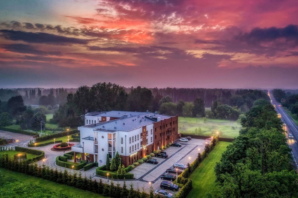 Mercure Wiazowna Brant