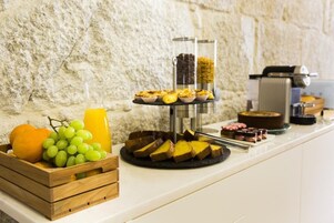 Petit déjeuner buffet compris tous les jours