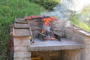 Grill-/Picknickplatz