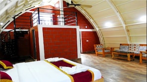 Family Cottage, Multiple Beds