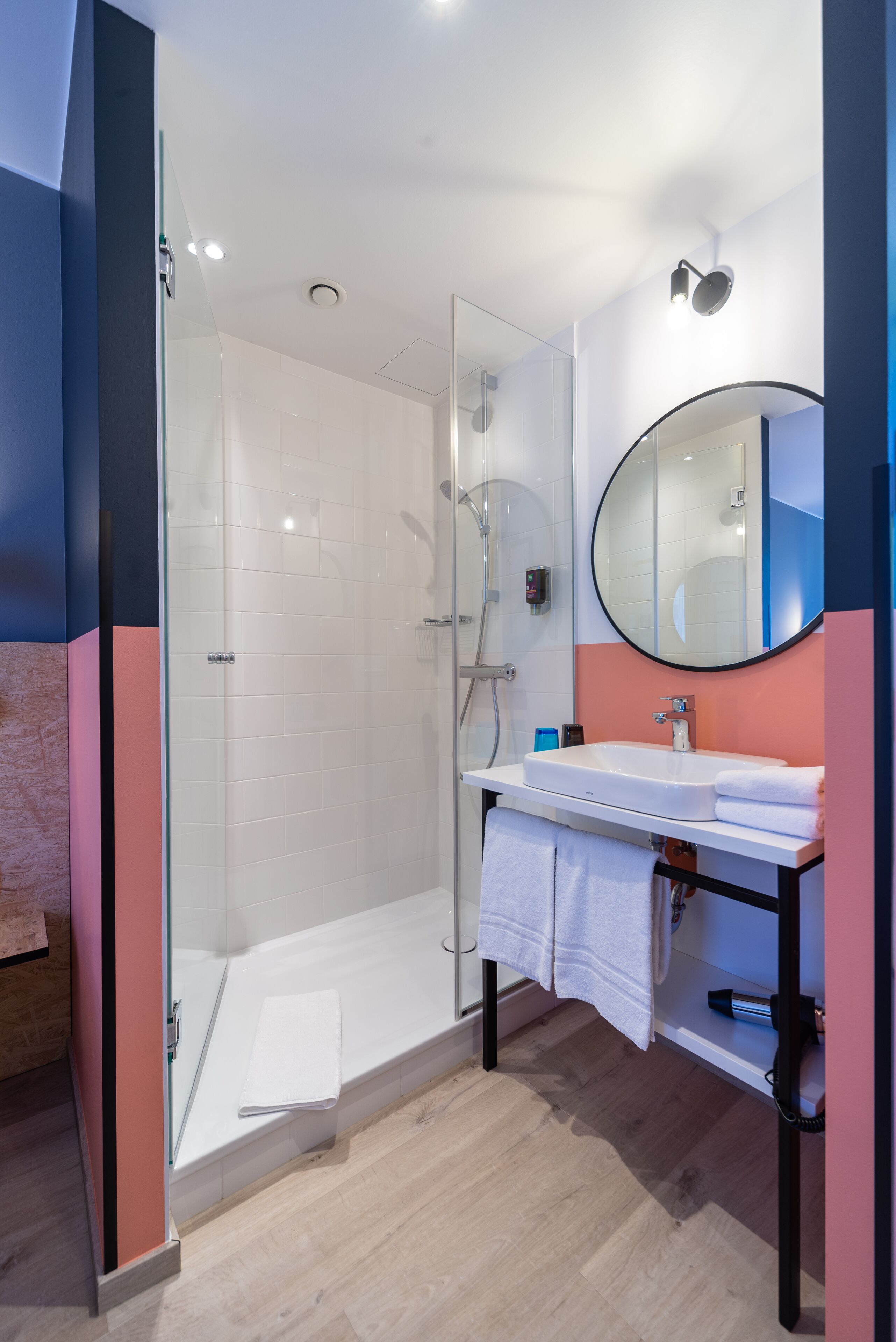 family suite, 2 double beds, connecting rooms | bathroom | shower, eco-friendly toiletries, hair dryer, towels
