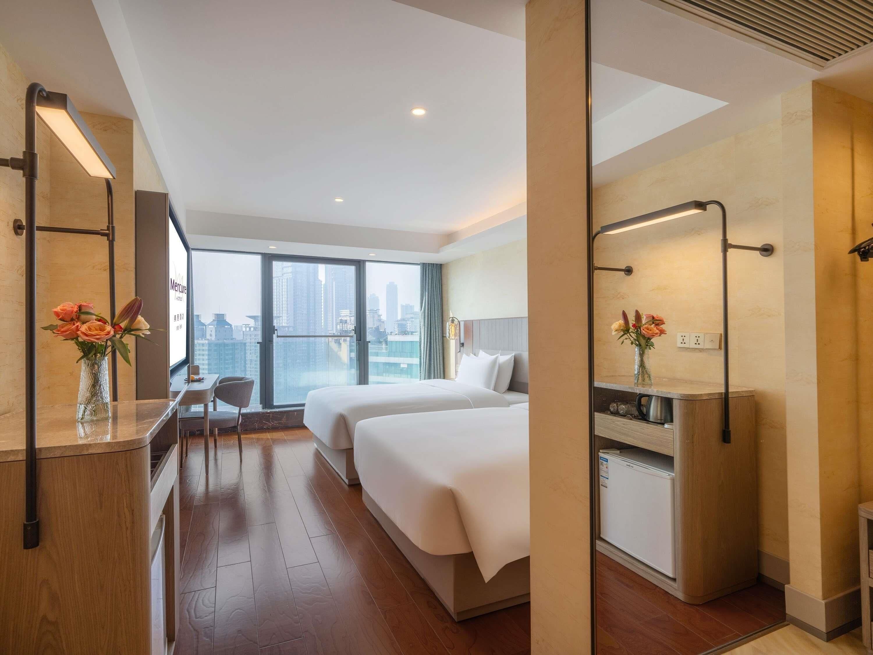 Superior Room, 2 Single Beds, City View | Premium bedding, down duvets, in-room safe, desk