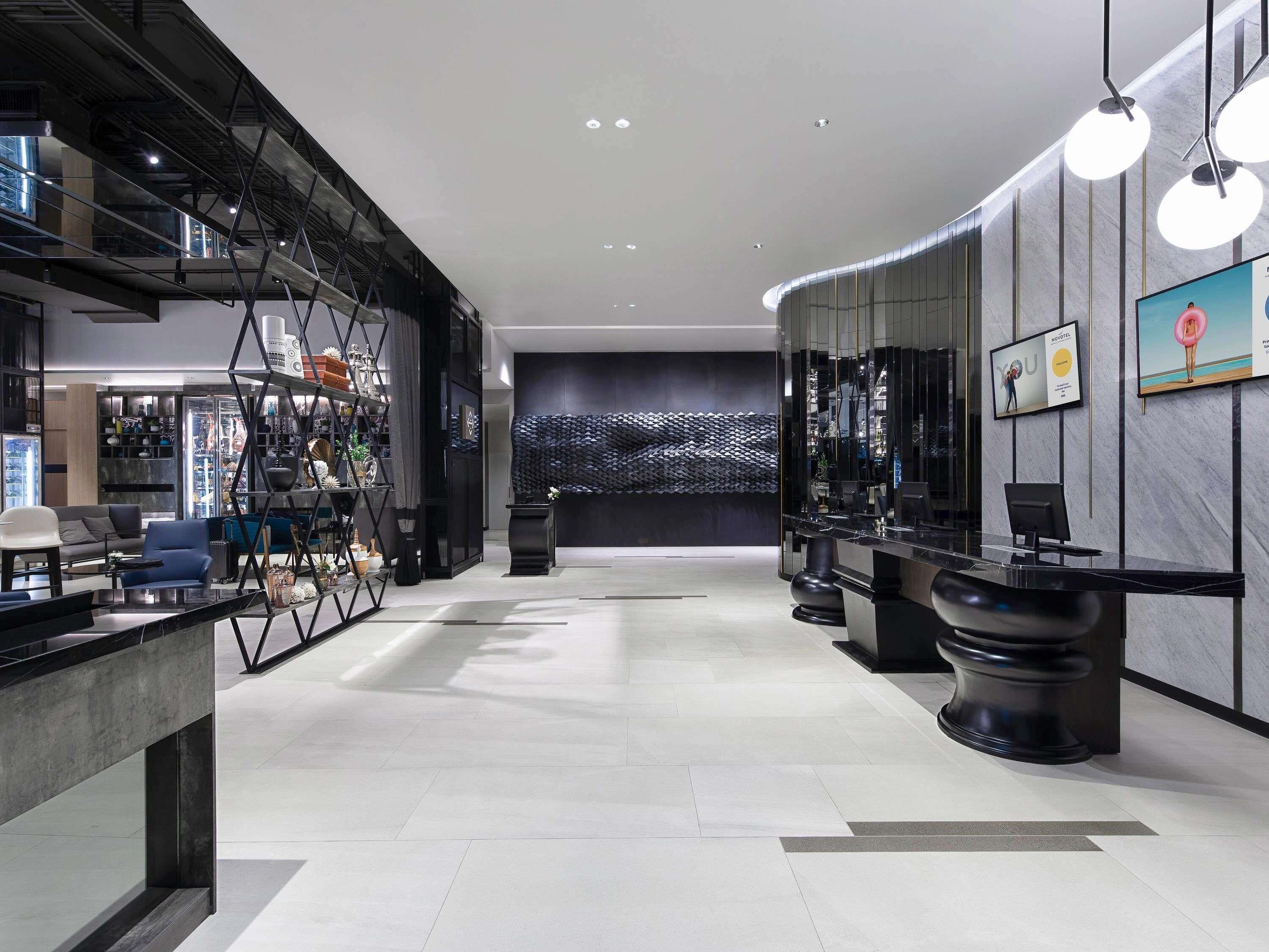 บริเวณภายนอก