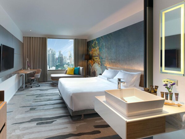 Deluxe Room, 1 King Bed, Bathtub (Grand) | View from room