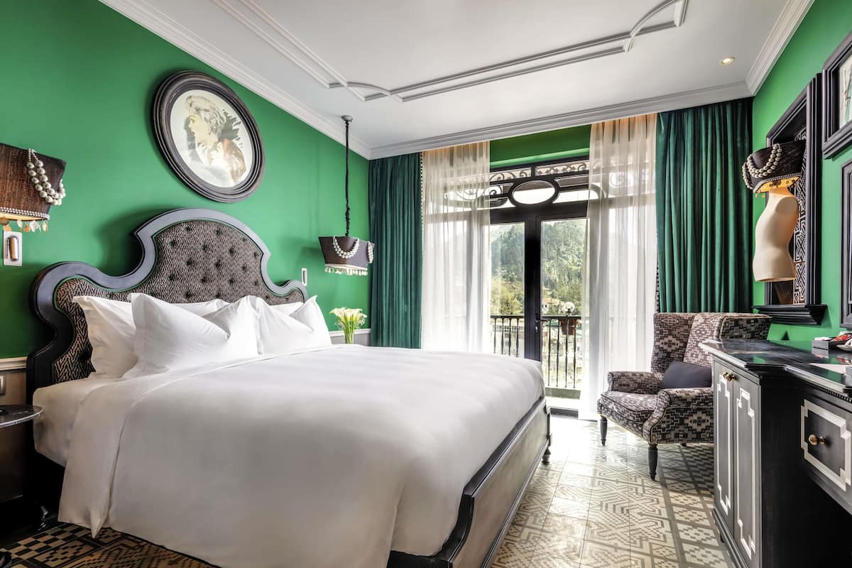 1 habitación, ropa de cama de alta calidad, cubrecamas y minibar