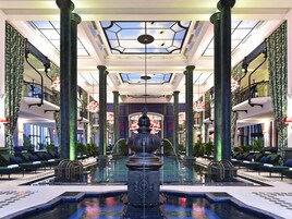 Útsýni yfir garðinn, opið daglega