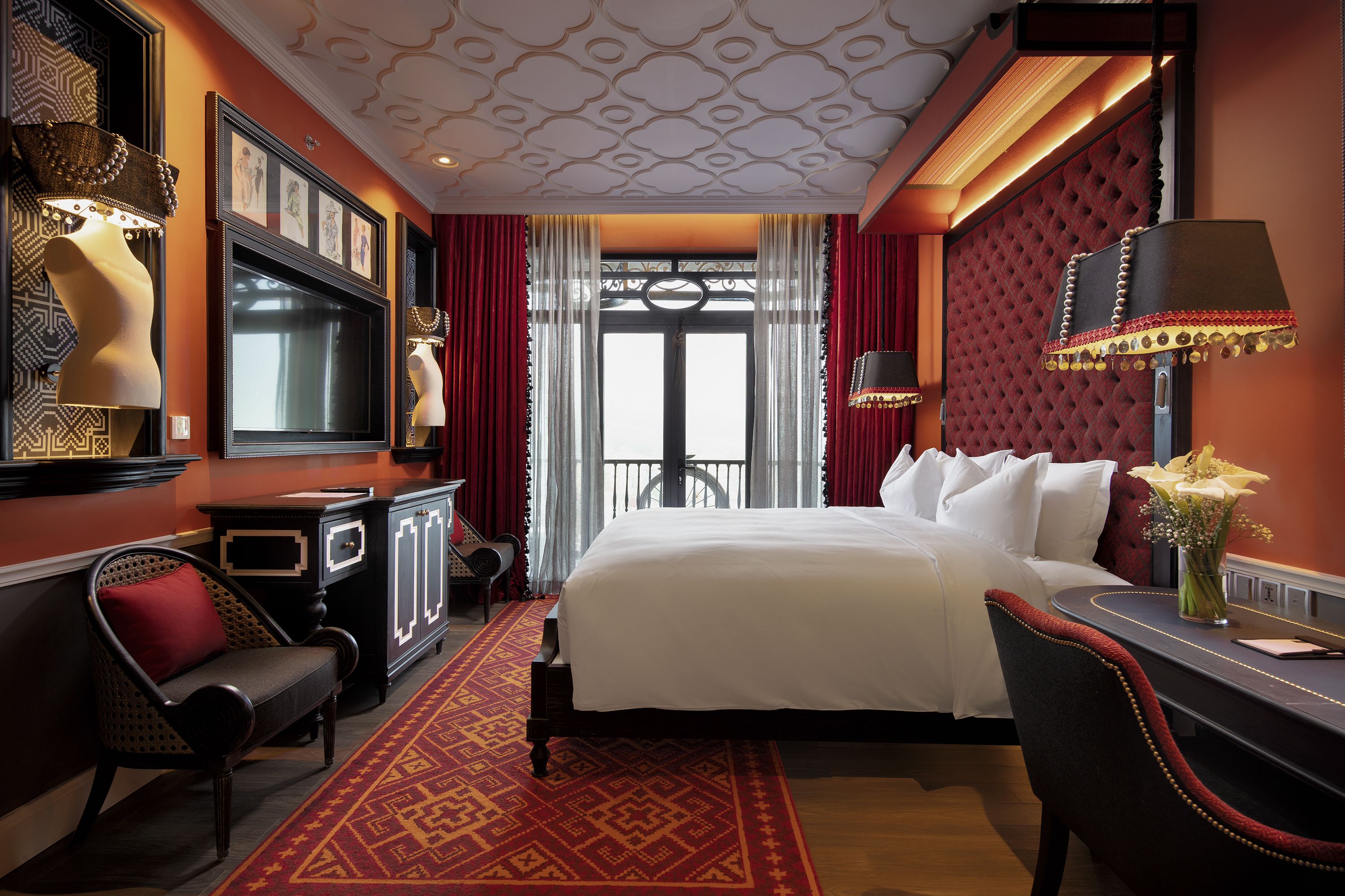 deluxe suite, 1 king bed | 1 bedroom, premium bedding, down duvets, minibar