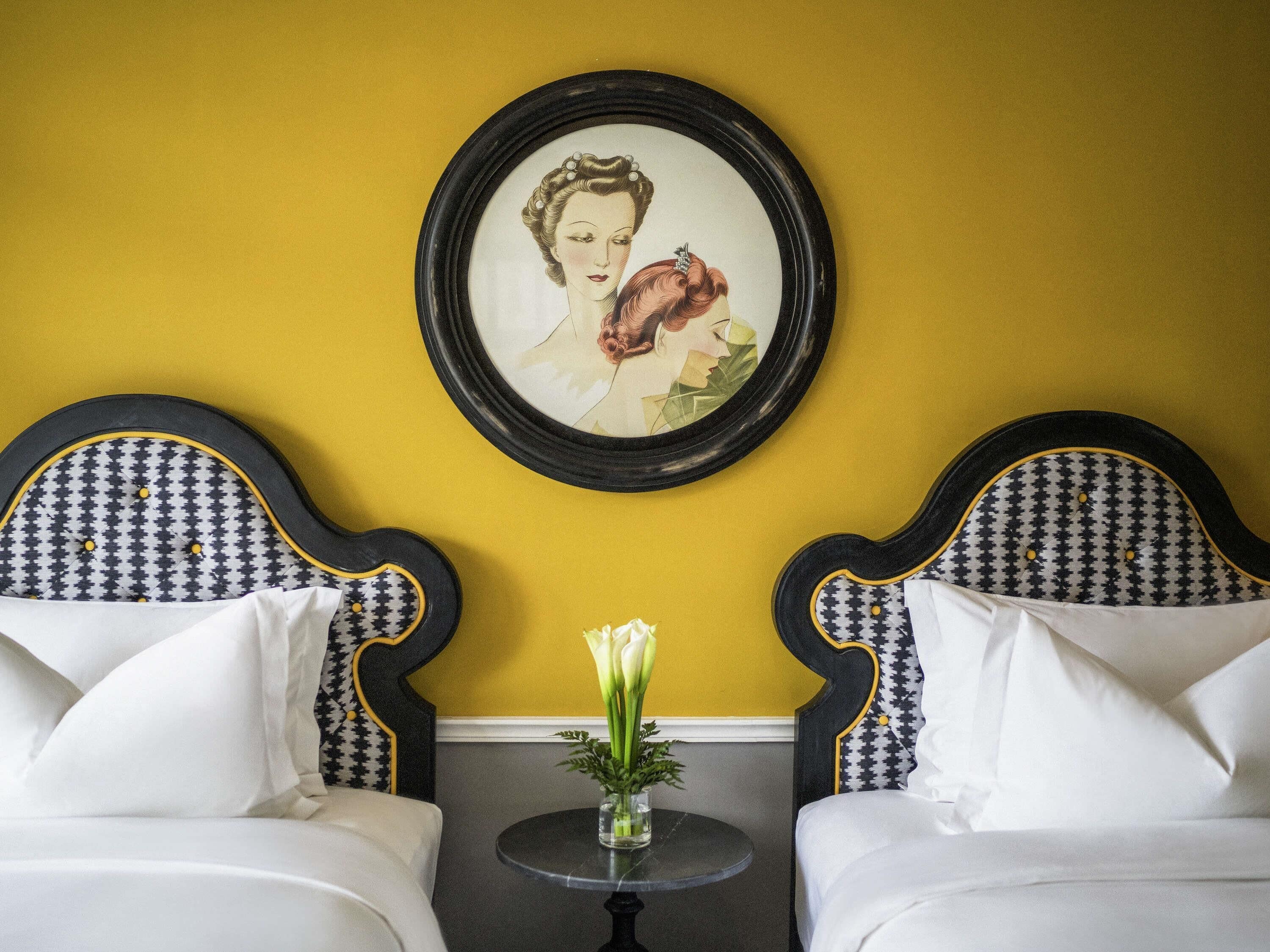 Luxe beddengoed, donsdekens, een minibar, een kluis op de kamer