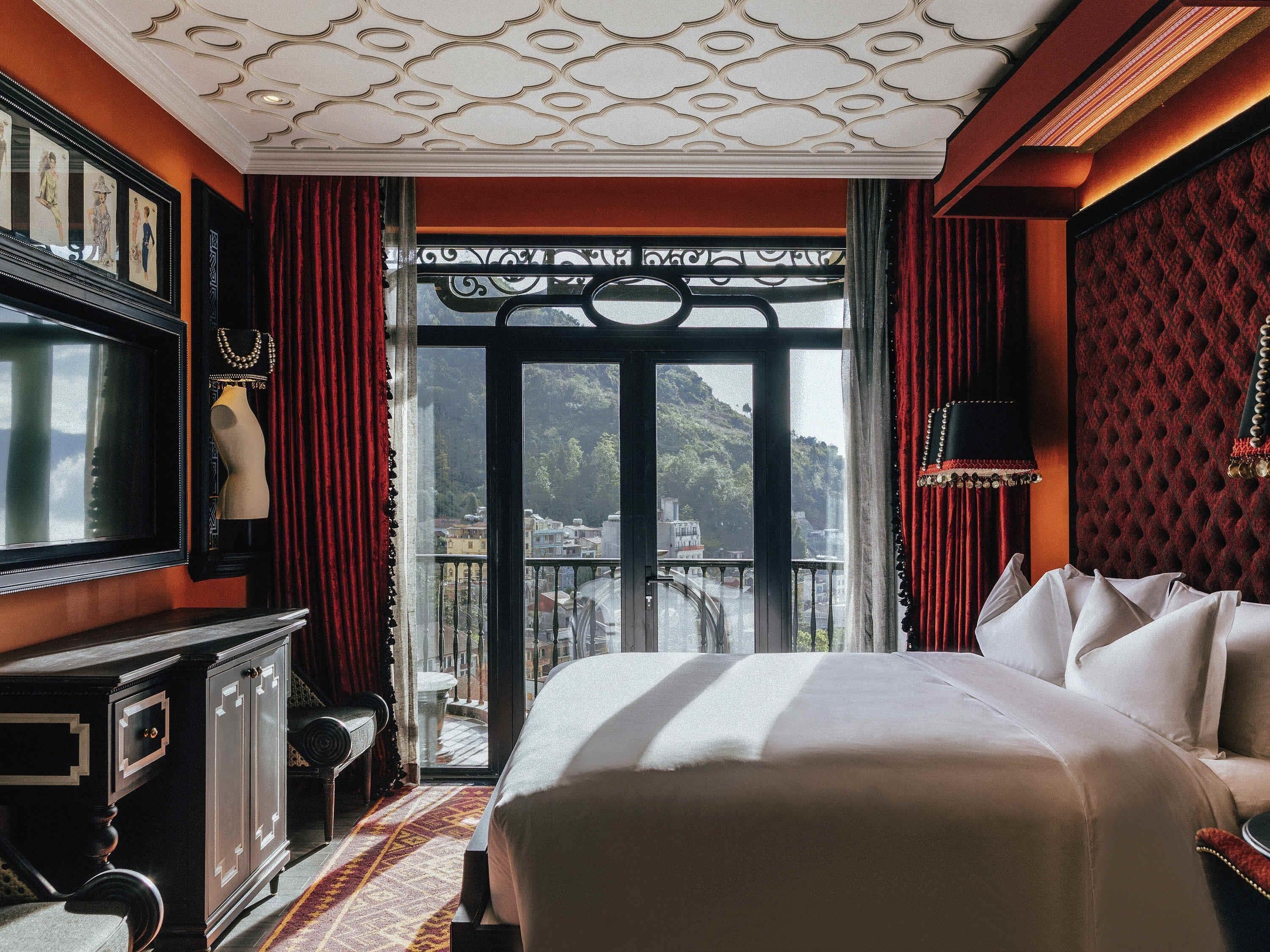 Deluxe suite, 1 kingsize bed | Luxe beddengoed, donsdekens, een minibar, een kluis op de kamer